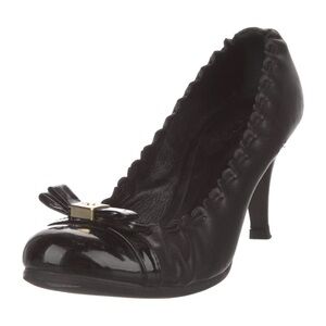 Tory Burch Romy Black Leather Pumps Size 9 Gold Logo